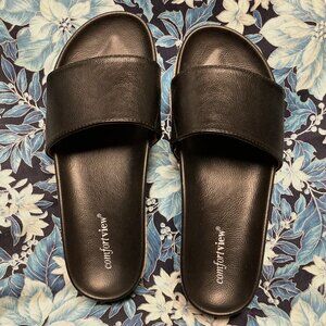 Women's Evie Footbed Sandal by Comfortview 7M